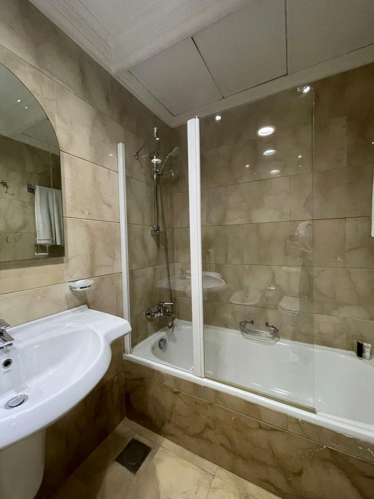 Lahoya Beirut Apartment ภายนอก รูปภาพ