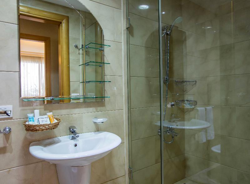 Lahoya Beirut Apartment ภายนอก รูปภาพ