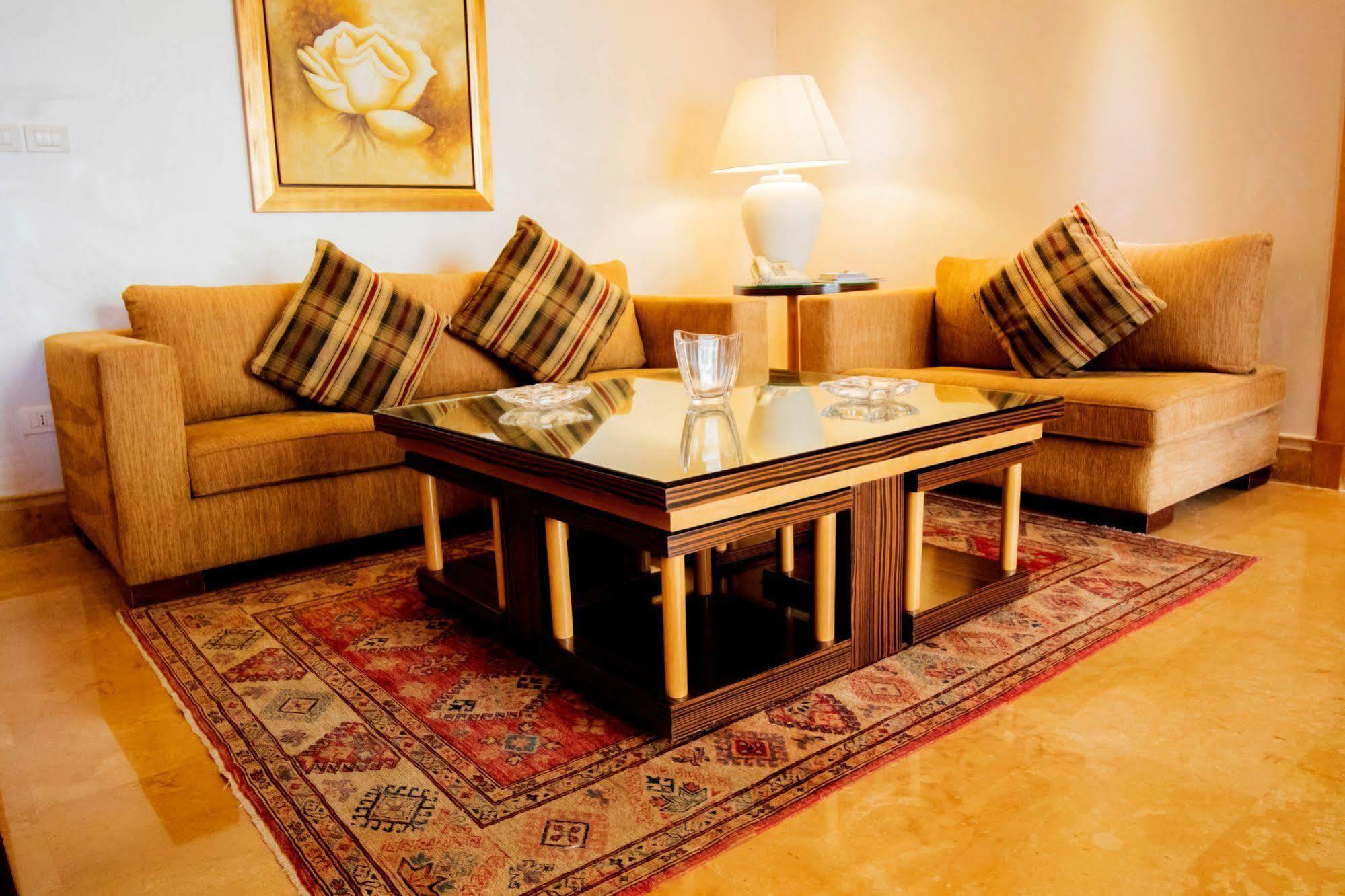 Lahoya Beirut Apartment ภายนอก รูปภาพ