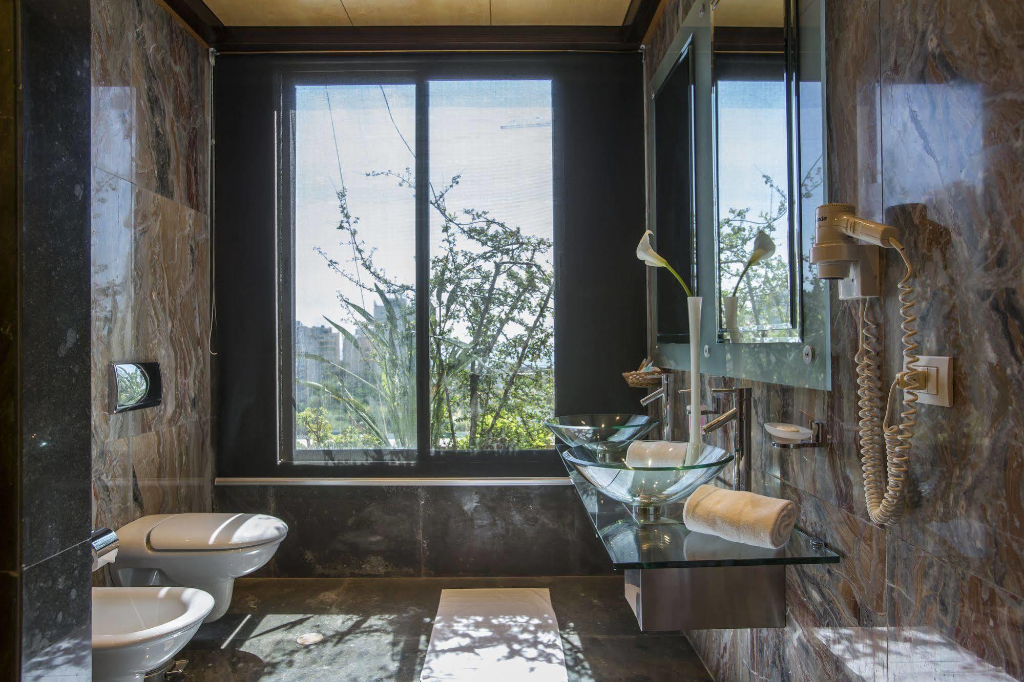 Lahoya Beirut Apartment ภายนอก รูปภาพ