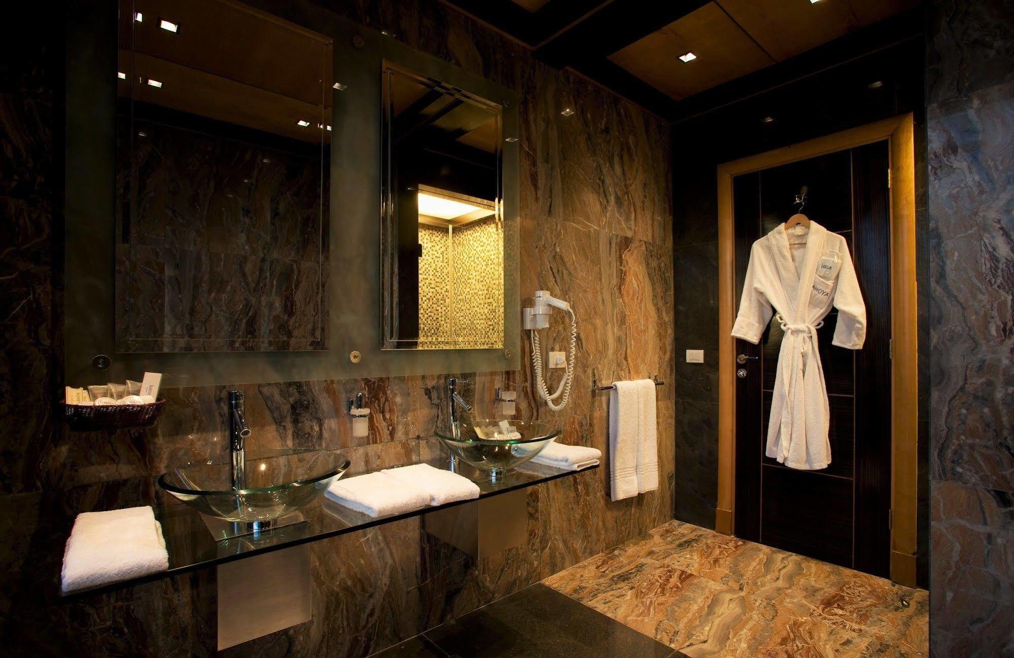 Lahoya Beirut Apartment ภายนอก รูปภาพ