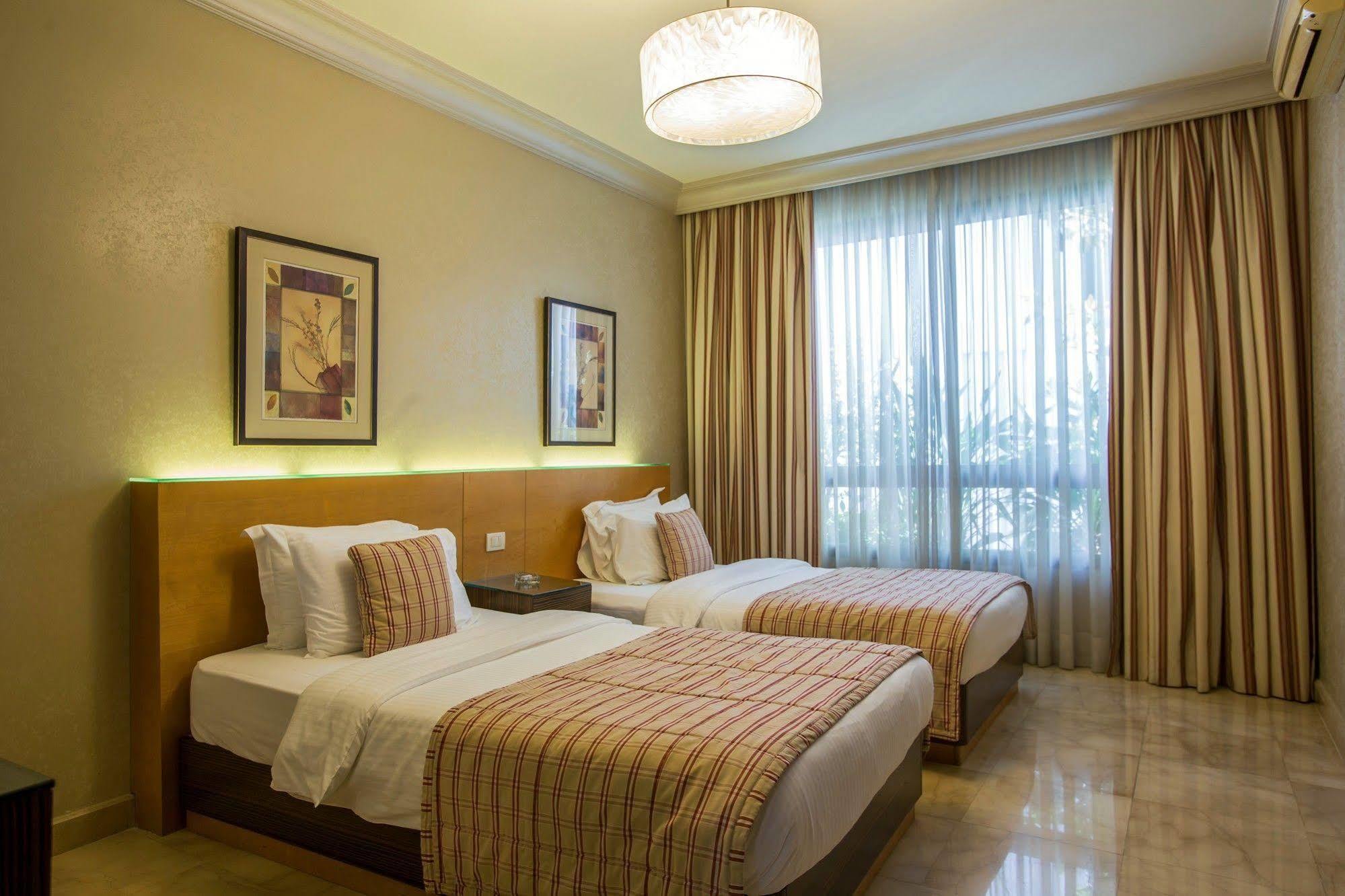 Lahoya Beirut Apartment ภายนอก รูปภาพ