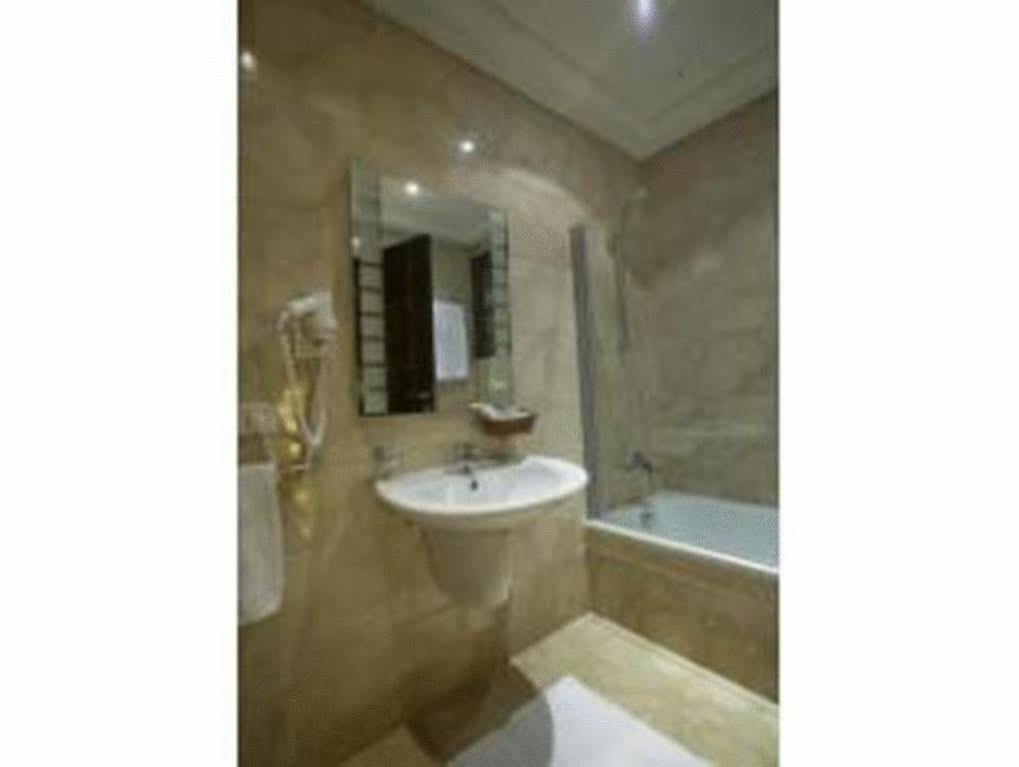 Lahoya Beirut Apartment ภายนอก รูปภาพ